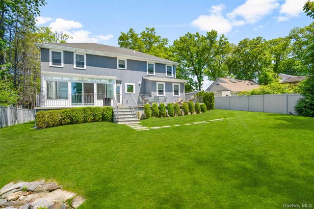 17 Clover Place, New Rochelle, NY 10805