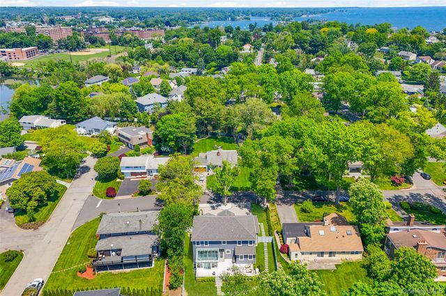 17 Clover Place, New Rochelle, NY 10805