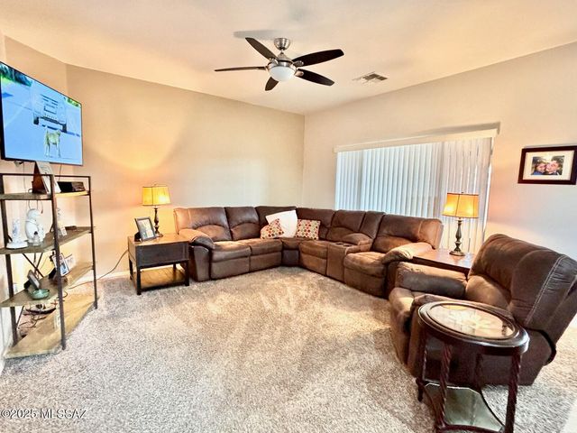 13704 E Via Valle De Lobo, Vail, AZ 85641