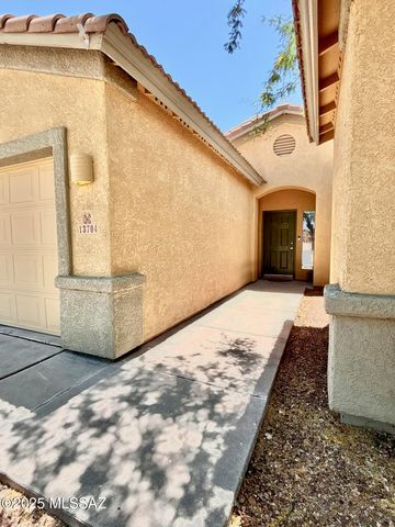 13704 E Via Valle De Lobo, Vail, AZ 85641