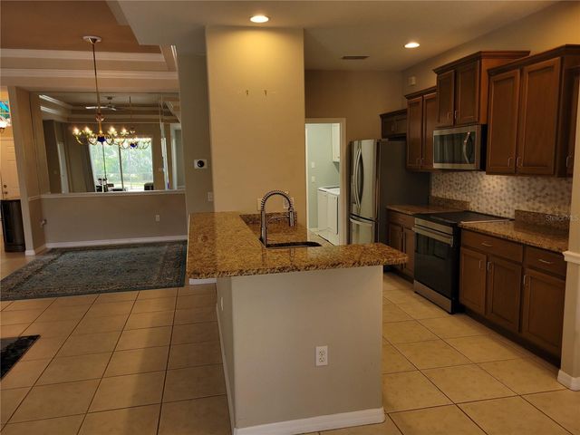 335 HERITAGE ISLES WAY, Bradenton, FL 34212