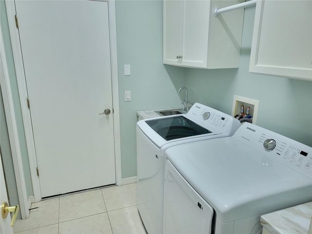 335 HERITAGE ISLES WAY, Bradenton, FL 34212