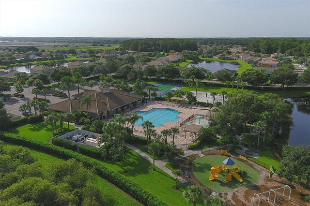 335 HERITAGE ISLES WAY, Bradenton, FL 34212