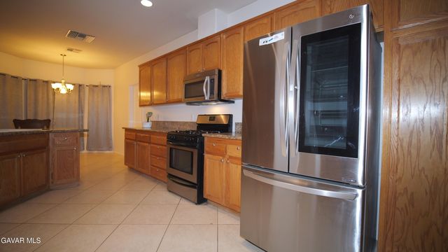 21551 Sheridan Court, California City, CA 93505