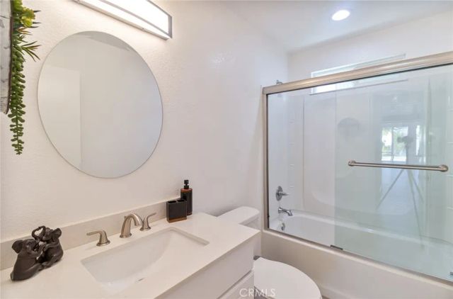 17300 Grand Avenue, Lake Elsinore, CA 92530