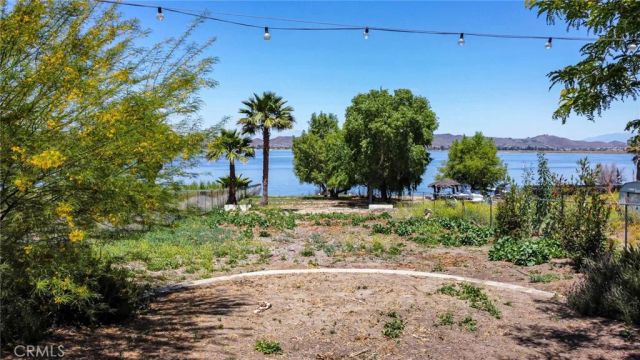 17300 Grand Avenue, Lake Elsinore, CA 92530