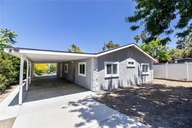 17300 Grand Avenue, Lake Elsinore, CA 92530