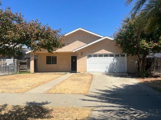 1010 D Street, Reedley, CA 93654