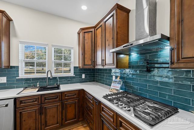 1015 E Brainerd St, Pensacola, FL 32503