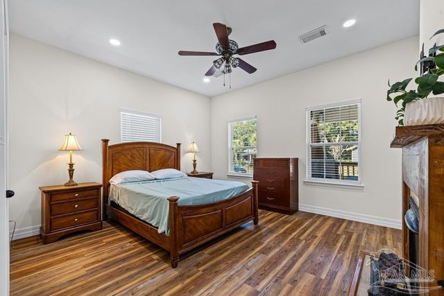 1015 E Brainerd St, Pensacola, FL 32503