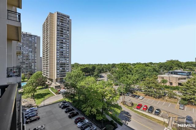 3 Horizon Road 1021, Fort Lee, NJ 07024