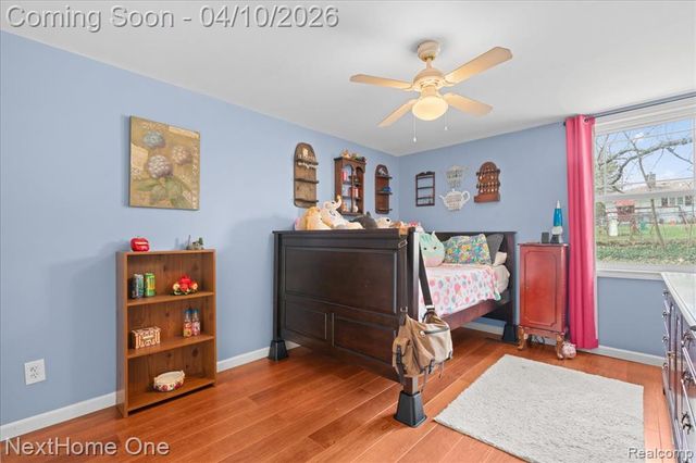 1014 S Adelaide Street, Fenton, MI 48430
