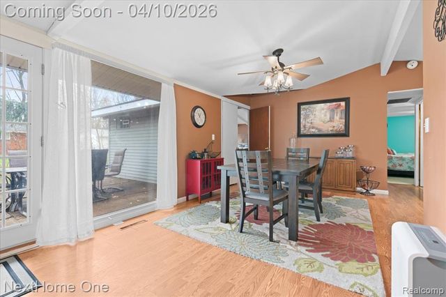 1014 S Adelaide Street, Fenton, MI 48430