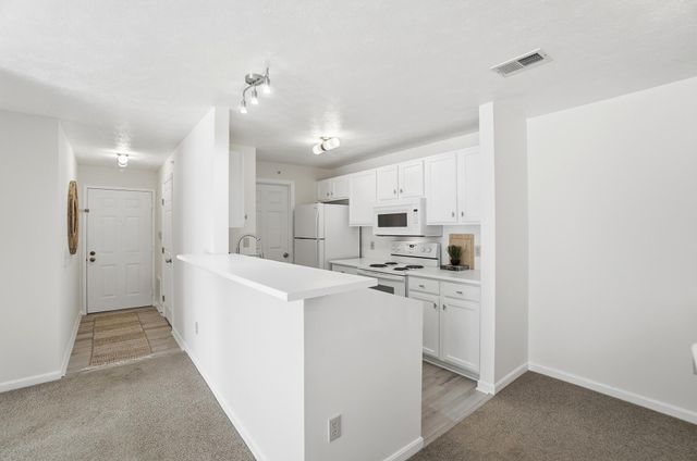 2292 Medlock Lane, 207, Burlington, KY 41005