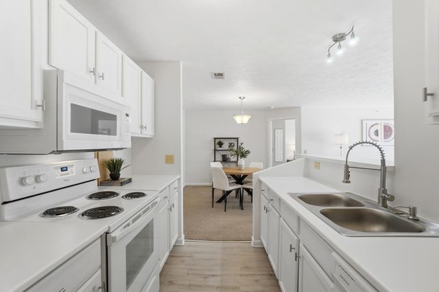 2292 Medlock Lane, 207, Burlington, KY 41005