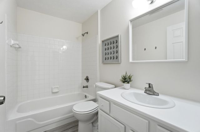 2292 Medlock Lane, 207, Burlington, KY 41005