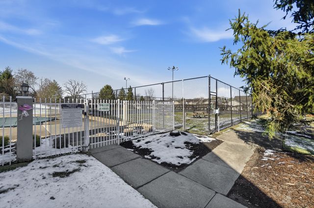 2292 Medlock Lane, 207, Burlington, KY 41005