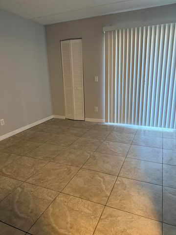 1106 Meadows Circle 1106, Boynton Beach, FL 33436