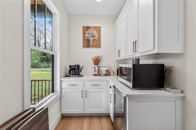 14689 Greenburrow Road, Fayetteville, AR 72704