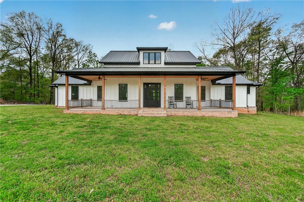 14689 Greenburrow Road, Fayetteville, AR 72704