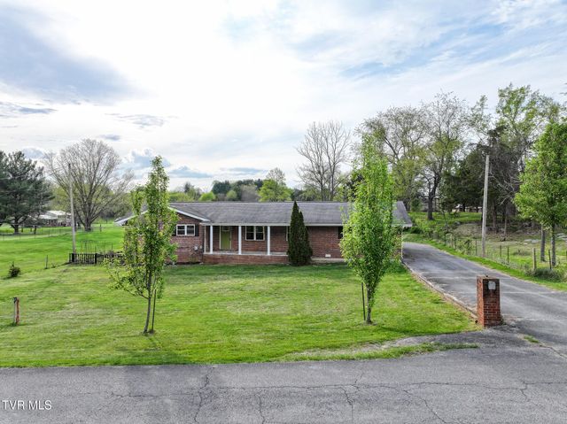 460 Meadowbrook Road, Afton, TN 37616