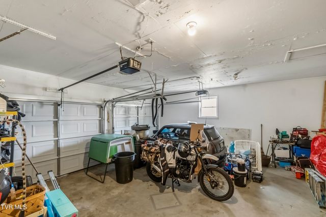 460 Meadowbrook Road, Afton, TN 37616