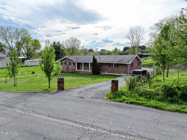 460 Meadowbrook Road, Afton, TN 37616