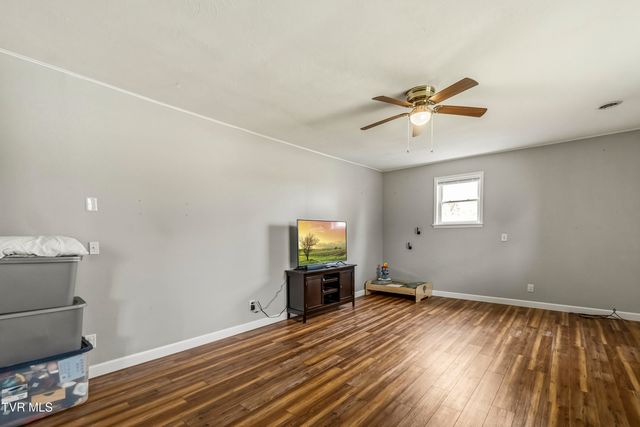 460 Meadowbrook Road, Afton, TN 37616