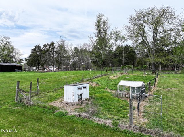 460 Meadowbrook Road, Afton, TN 37616