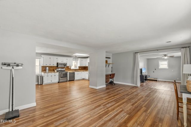 460 Meadowbrook Road, Afton, TN 37616