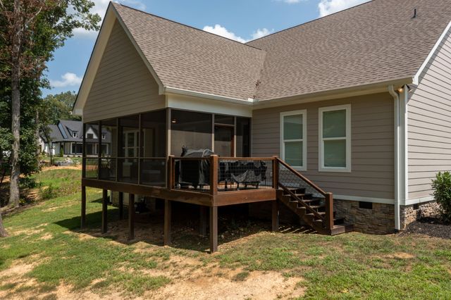 106 Goose Lane, Soddy Daisy, TN 37379