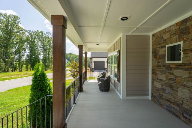 106 Goose Lane, Soddy Daisy, TN 37379