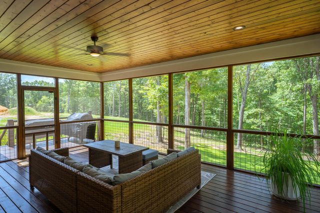 106 Goose Lane, Soddy Daisy, TN 37379