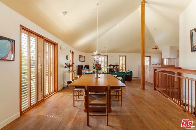 3462 Descanso Drive, Los Angeles, CA 90026