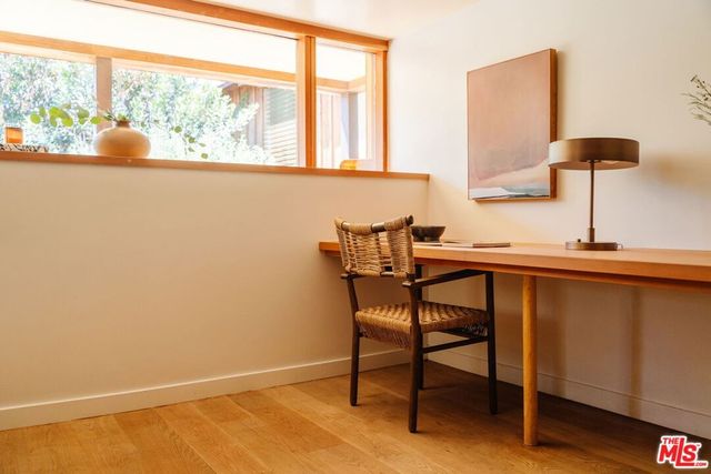 3462 Descanso Drive, Los Angeles, CA 90026