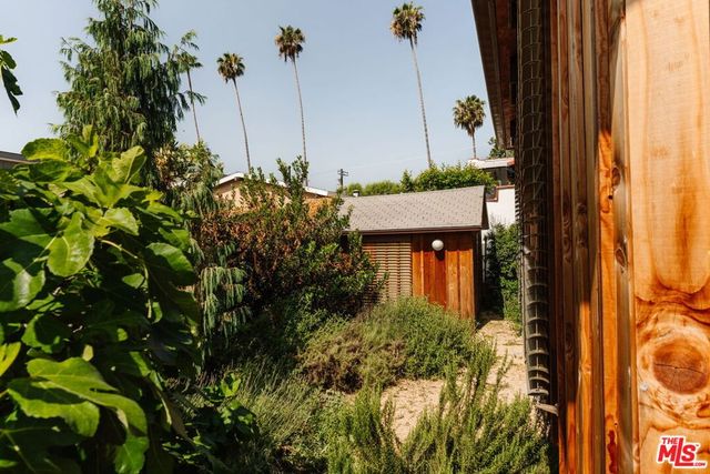 3462 Descanso Drive, Los Angeles, CA 90026