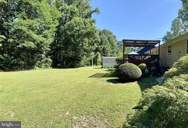 815 CABIN POINT DR, Montross, VA 22520