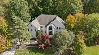 16959 Kernwood Road, East Lansing, MI 48823