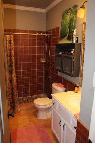 22218 Laurel Pine Circle, Houston, TX 77339