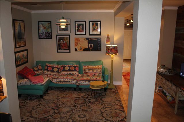 22218 Laurel Pine Circle, Houston, TX 77339