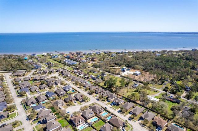 1026 Bay Sky Way, Seabrook, TX 77586