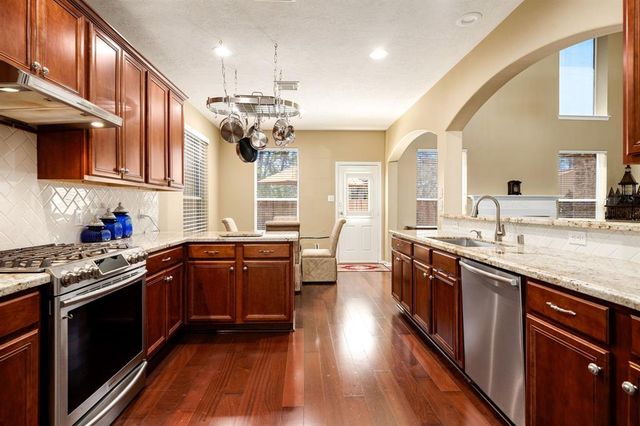 1026 Bay Sky Way, Seabrook, TX 77586