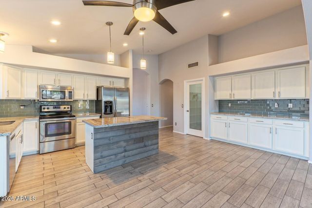 6003 N 124TH Drive, Litchfield Park, AZ 85340