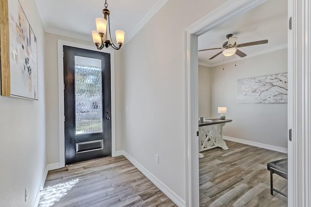 136 Atlanta Avenue, Nederland, TX 77627