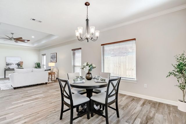 136 Atlanta Avenue, Nederland, TX 77627