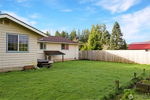 393 Flora Place, Forks, WA 98331