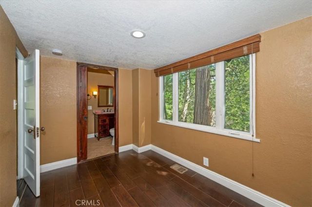 27297 Little Bear, Blue Jay, CA 92317
