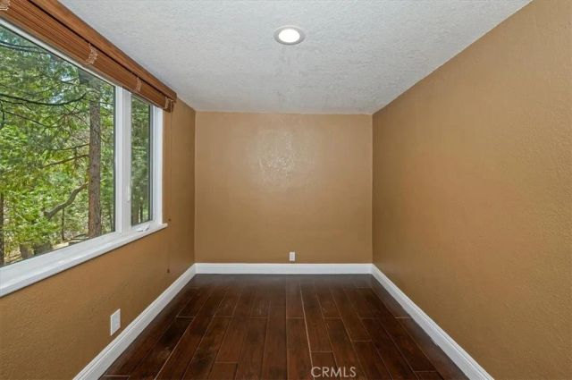 27297 Little Bear, Blue Jay, CA 92317