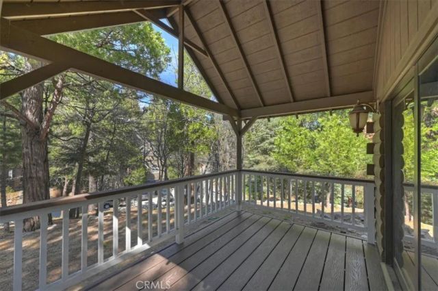 27297 Little Bear, Blue Jay, CA 92317