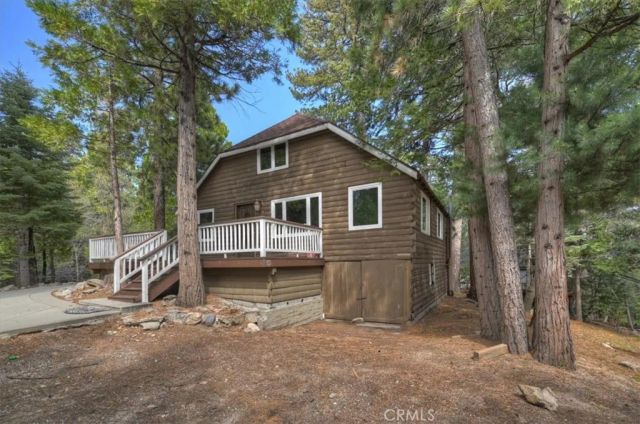27297 Little Bear, Blue Jay, CA 92317